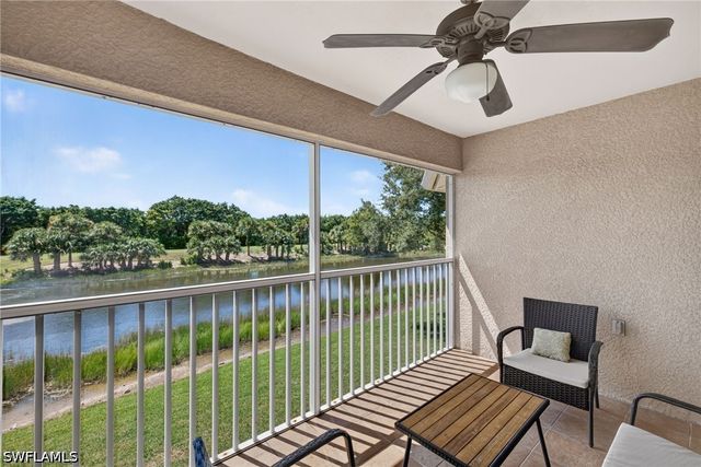 2815 Cypress Trace CIR 204, Naples, FL 34119