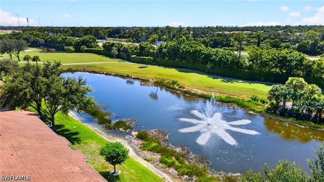 2815 Cypress Trace CIR 204, Naples, FL 34119