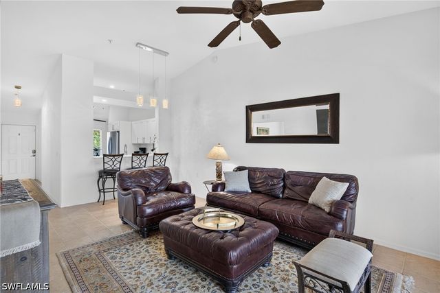 2815 Cypress Trace CIR 204, Naples, FL 34119