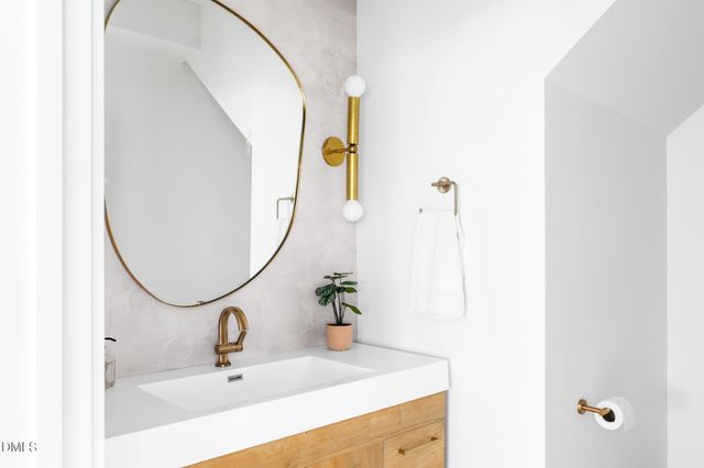 907 N Elizabeth Street, Durham, NC 27701