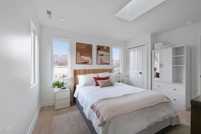 907 N Elizabeth Street, Durham, NC 27701