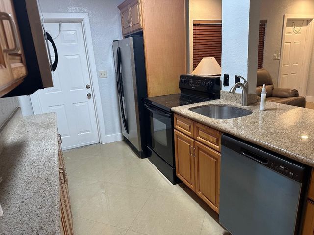 2600 S Ocean Drive, Hollywood, FL 33019