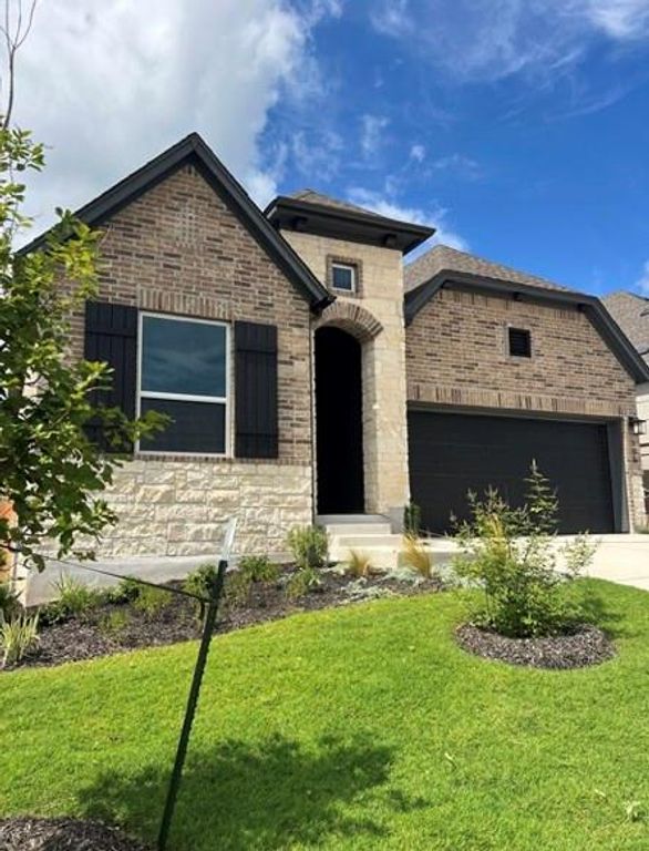 196 Cibolo Creek LOOP, Bastrop, TX 78602