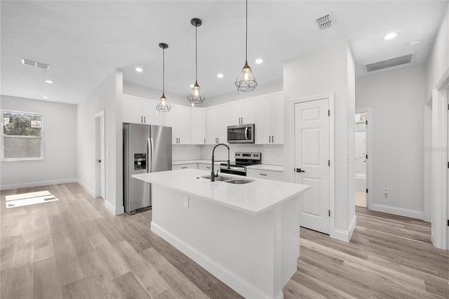 18414 GYPSY AVENUE, Port Charlotte, FL 33954