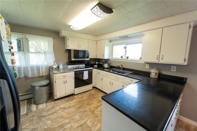 3872 Route 31, Donegal, PA 15646