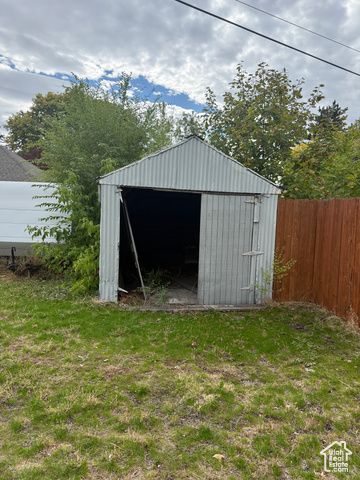 221 L ST, Salt Lake City, UT 84103