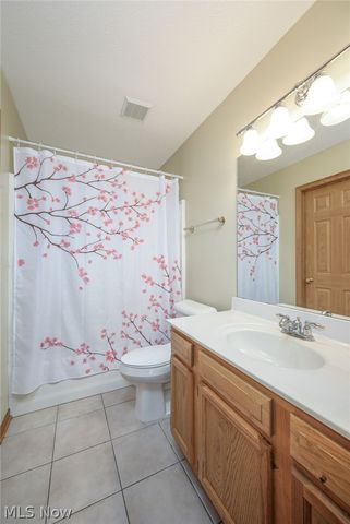 1432 Waters Edge Drive, Akron, OH 44313