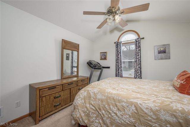 1432 Waters Edge Drive, Akron, OH 44313