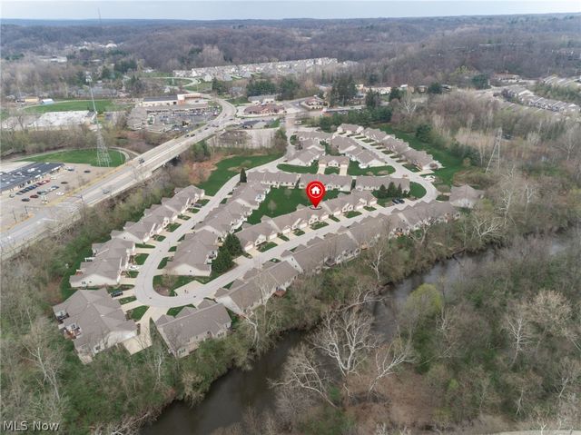 1432 Waters Edge Drive, Akron, OH 44313