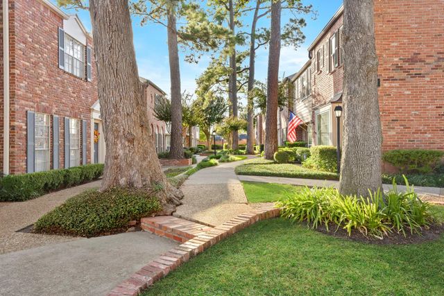 425 Bendwood Drive 49, Houston, TX 77024