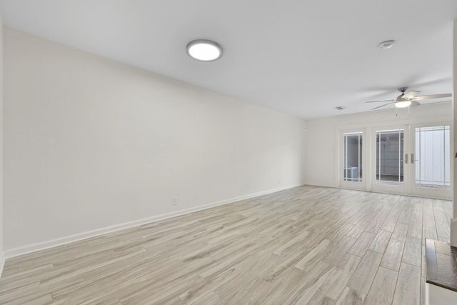 425 Bendwood Drive 49, Houston, TX 77024