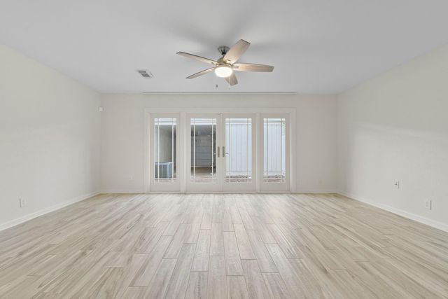 425 Bendwood Drive 49, Houston, TX 77024