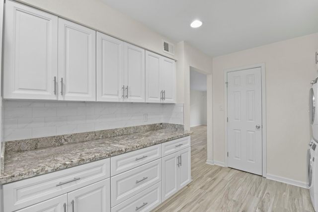 425 Bendwood Drive 49, Houston, TX 77024