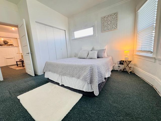 2737 12th Avenue, Oakland, CA 94606