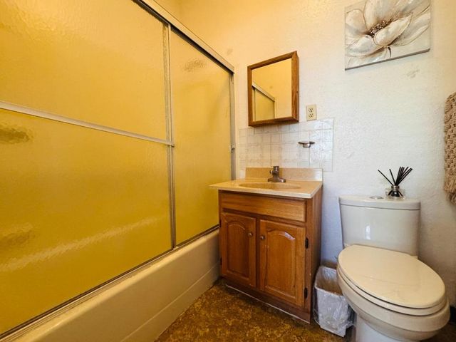 2737 12th Avenue, Oakland, CA 94606