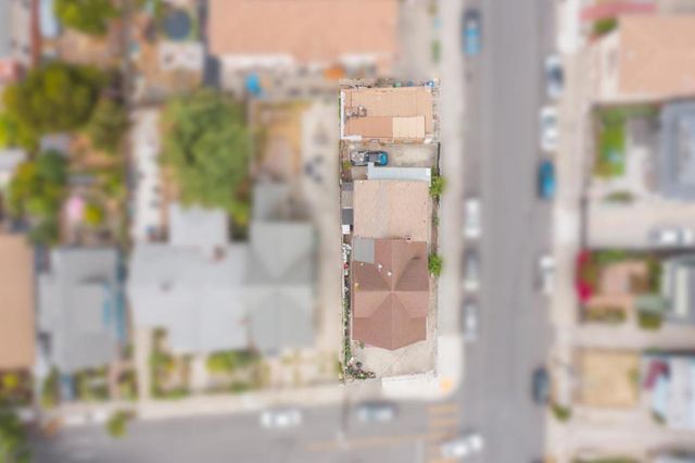 2737 12th Avenue, Oakland, CA 94606