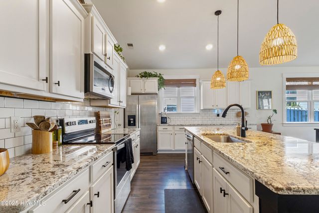 310 Edgewater Way, Holly Ridge, NC 28445