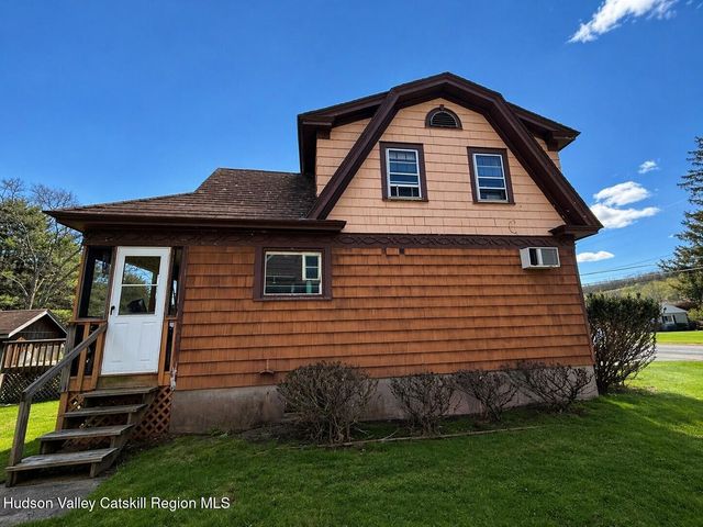 5033 State Route 52, Jeffersonville, NY 12748