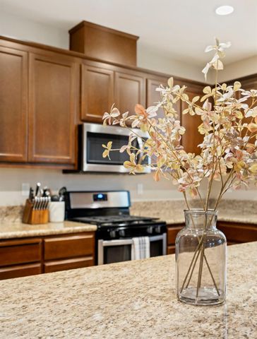 1462 Cedarbrook Rd, West Sacramento, CA 95691