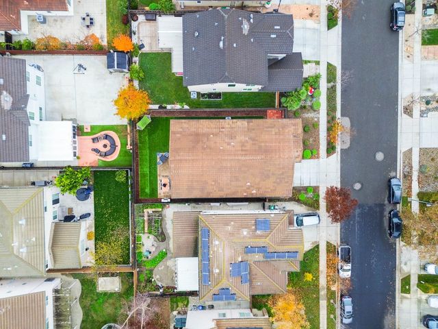 1462 Cedarbrook Rd, West Sacramento, CA 95691