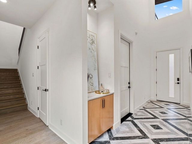 242 Cassiano, San Antonio, TX 78204