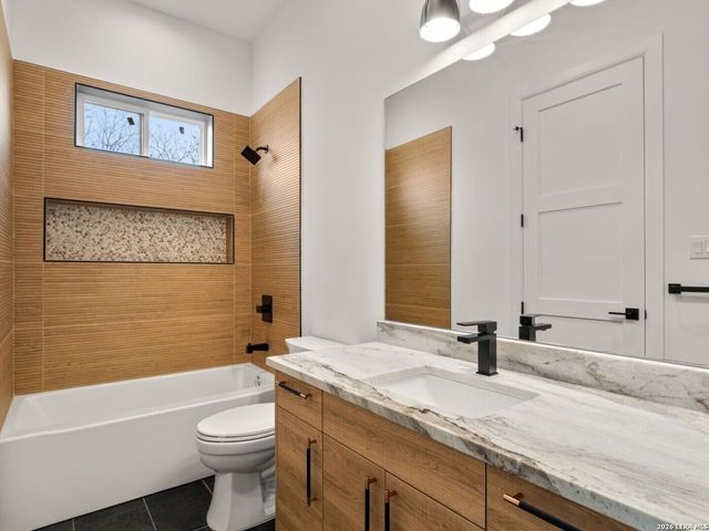 242 Cassiano, San Antonio, TX 78204