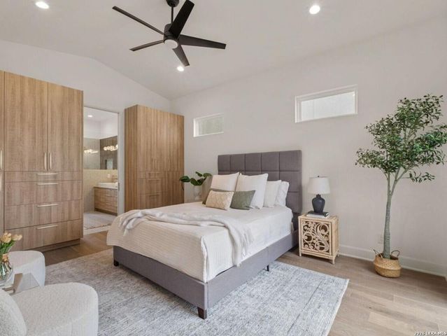 242 Cassiano, San Antonio, TX 78204