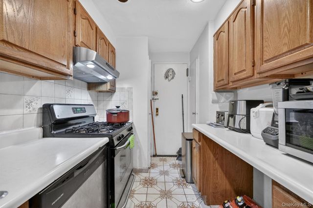 5 Fordham Hill Oval 9F, Bronx, NY 10468