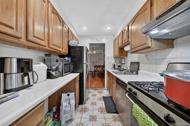 5 Fordham Hill Oval 9F, Bronx, NY 10468
