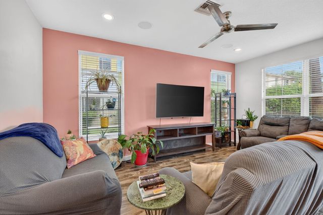 7791 SW 52ND Place 7791, Davie, FL 33328