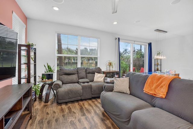7791 SW 52ND Place 7791, Davie, FL 33328