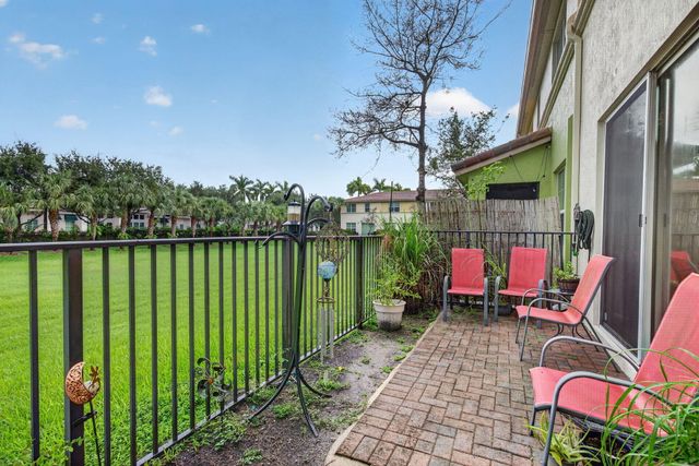 7791 SW 52ND Place 7791, Davie, FL 33328