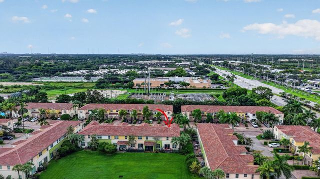 7791 SW 52ND Place 7791, Davie, FL 33328