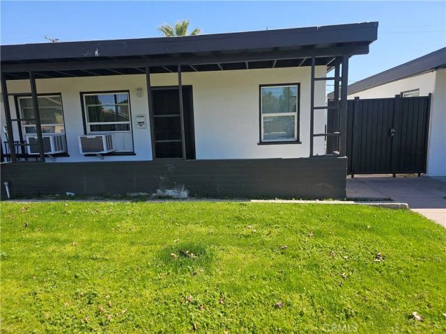 3955 Genevieve, San Bernardino, CA 92405