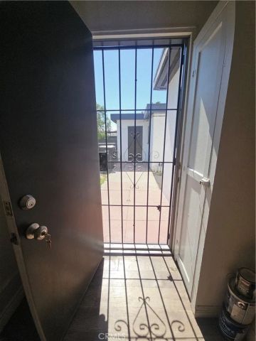 3955 Genevieve, San Bernardino, CA 92405