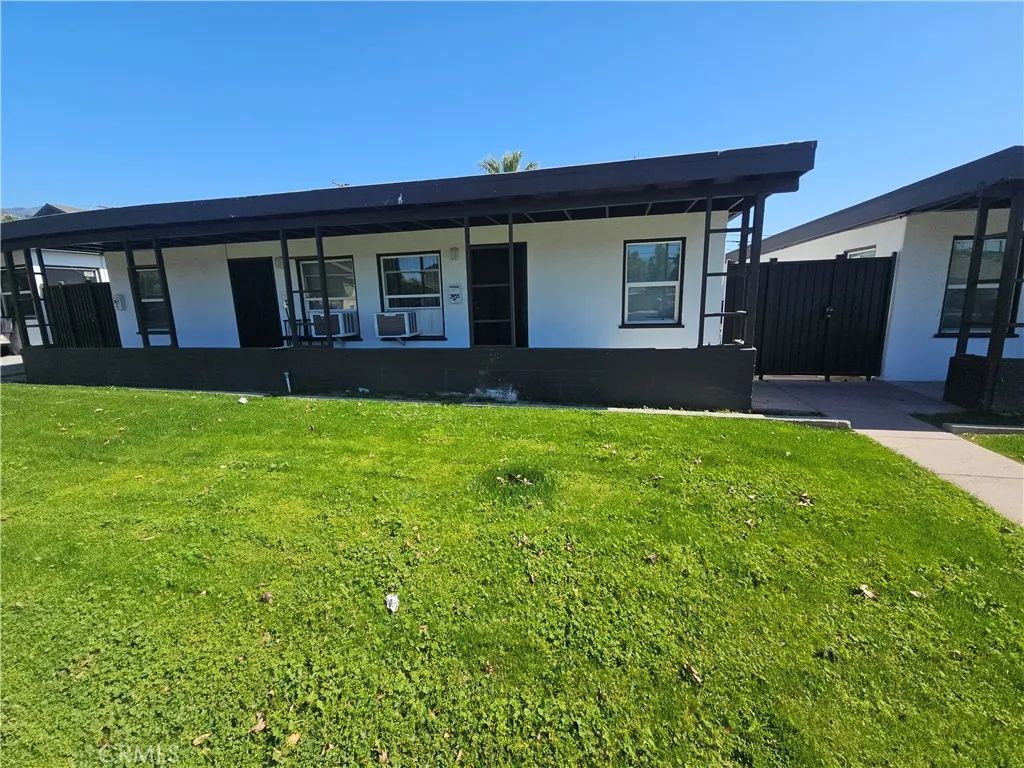 3955 Genevieve, San Bernardino, CA 92405