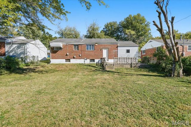 31 Westdell Drive, St Louis, MO 63136