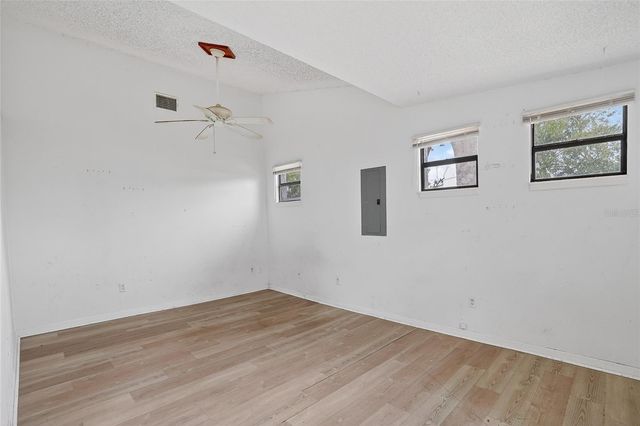 4320 44TH STREET N, St Petersburg, FL 33714