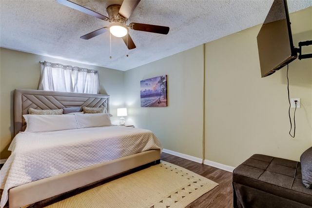 12529 MONDRAGON DRIVE, Tampa, FL 33625