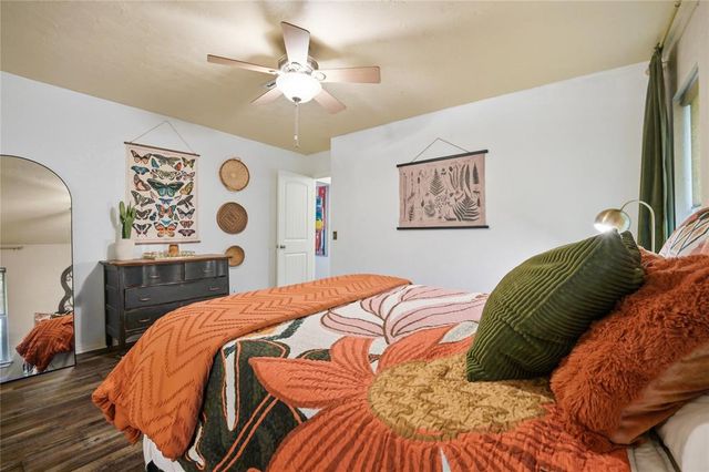 604 SW 25th Street, Moore, OK 73160