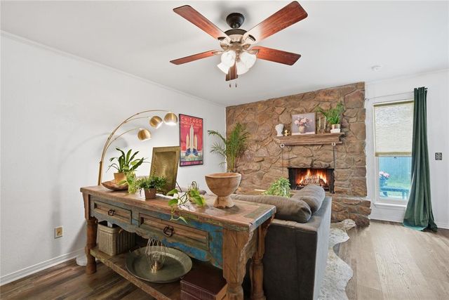 604 SW 25th Street, Moore, OK 73160