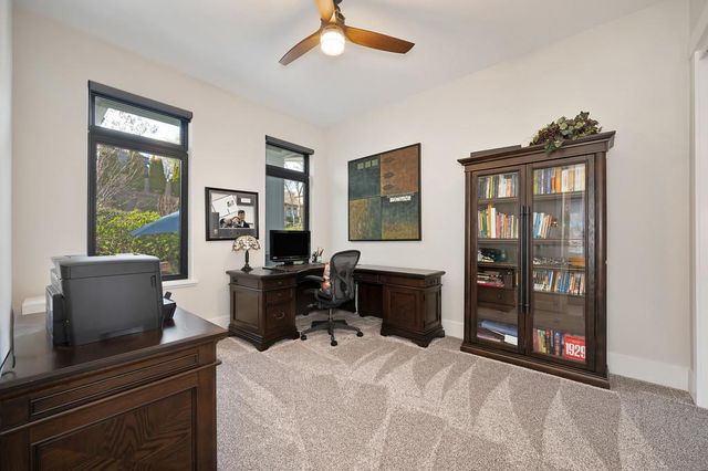 627 Lakeridge Dr, Auburn, CA 95603