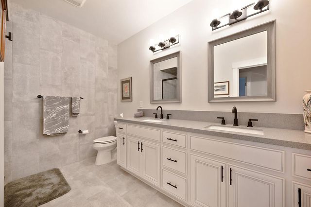 627 Lakeridge Dr, Auburn, CA 95603