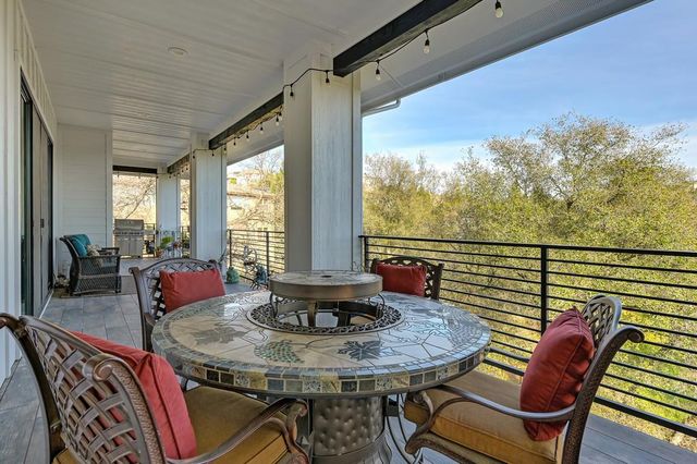 627 Lakeridge Dr, Auburn, CA 95603