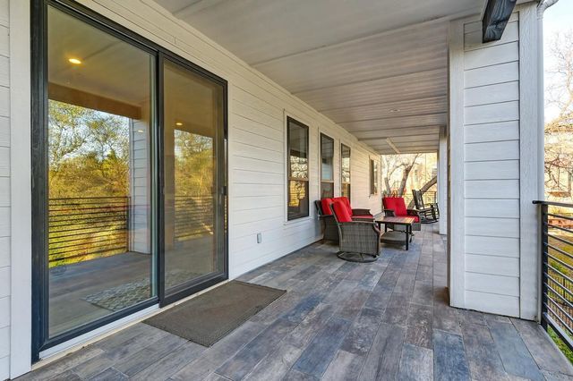 627 Lakeridge Dr, Auburn, CA 95603