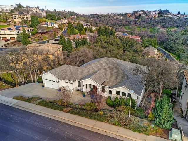 627 Lakeridge Dr, Auburn, CA 95603