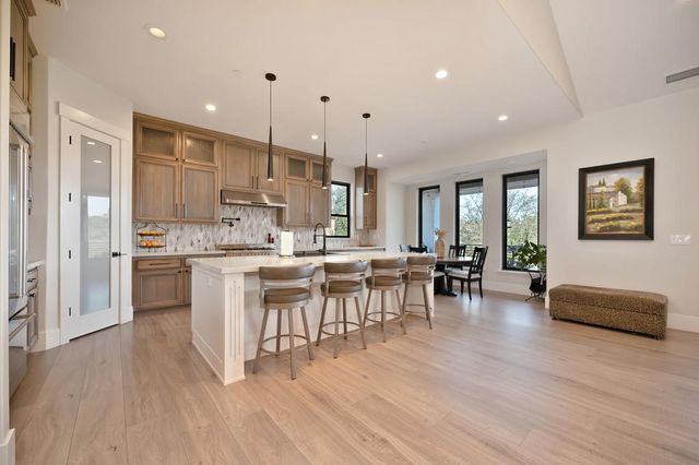 627 Lakeridge Dr, Auburn, CA 95603