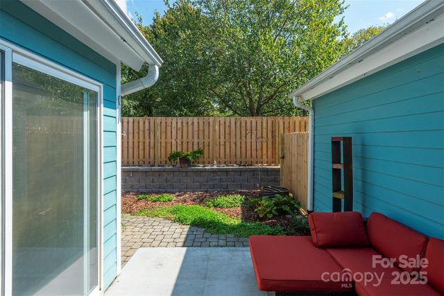 43 Vermont Court D14, Asheville, NC 28806