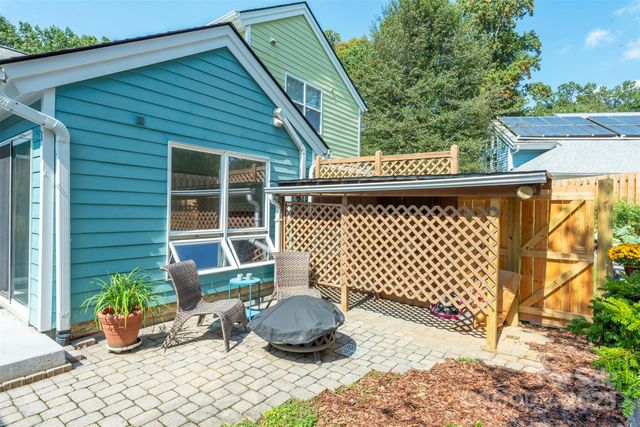 43 Vermont Court D14, Asheville, NC 28806