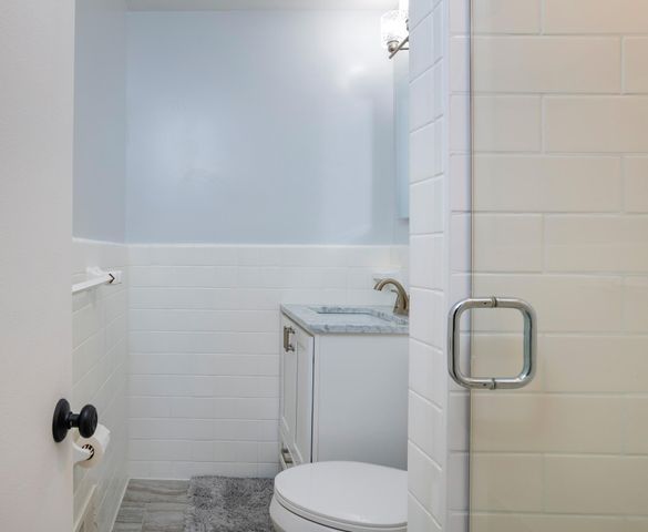 2843 Churchill Street, Roseville, MN 55113